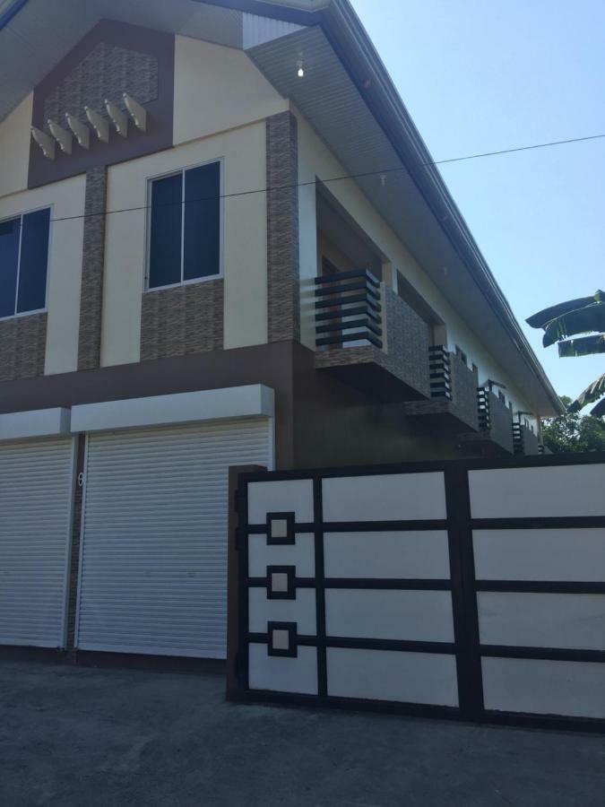 Estilo Apartment 2-Storey Clarin  Esterno foto